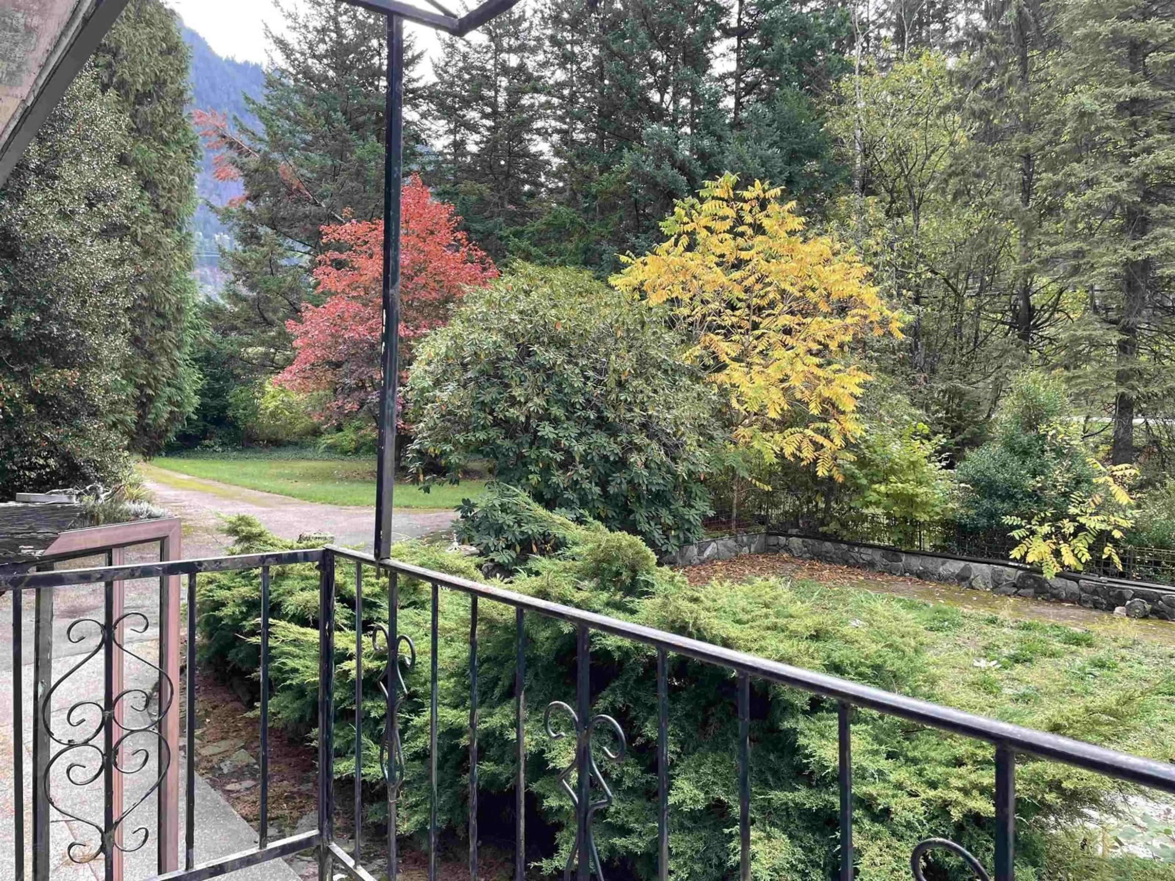 A pic from outside/outdoor area/front of a property/back of a property/a pic from drone, forest/trees view for 63491 FLOOD HOPE ROAD, Hope British Columbia V0X1L2