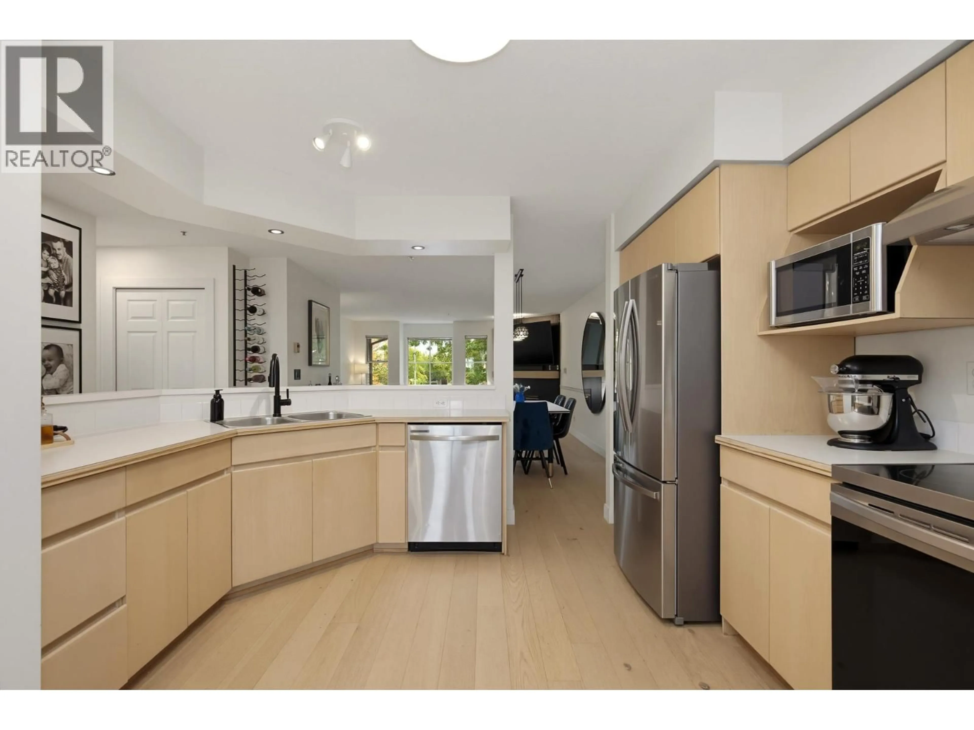 Open concept kitchen, unknown for 7 - 19160 119 AVENUE, Pitt Meadows British Columbia V3Y2L7