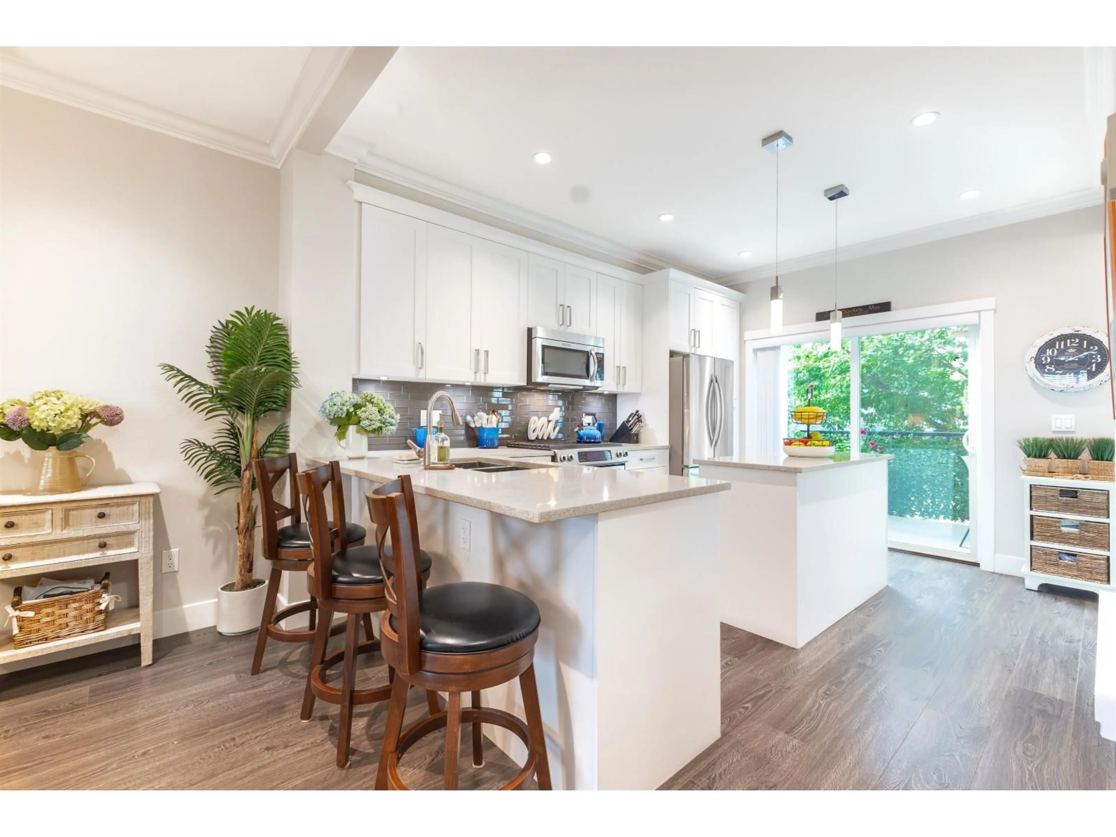Open concept kitchen, unknown for 42 - 6591 195A STREET, Surrey British Columbia V4N6N5