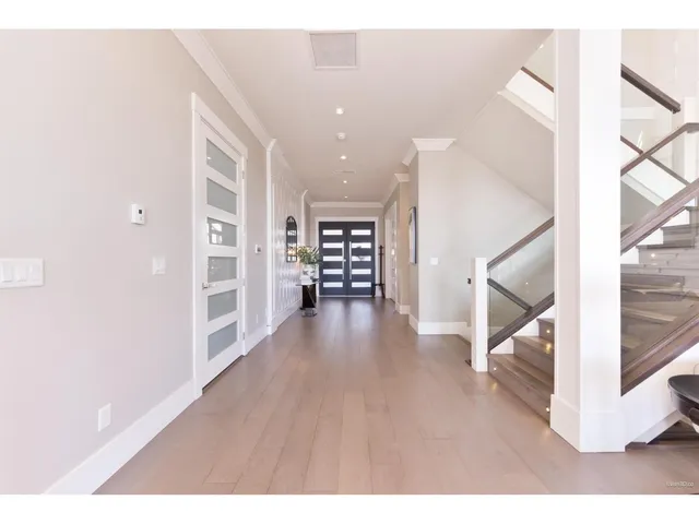 7679 155 STREET, Surrey 2