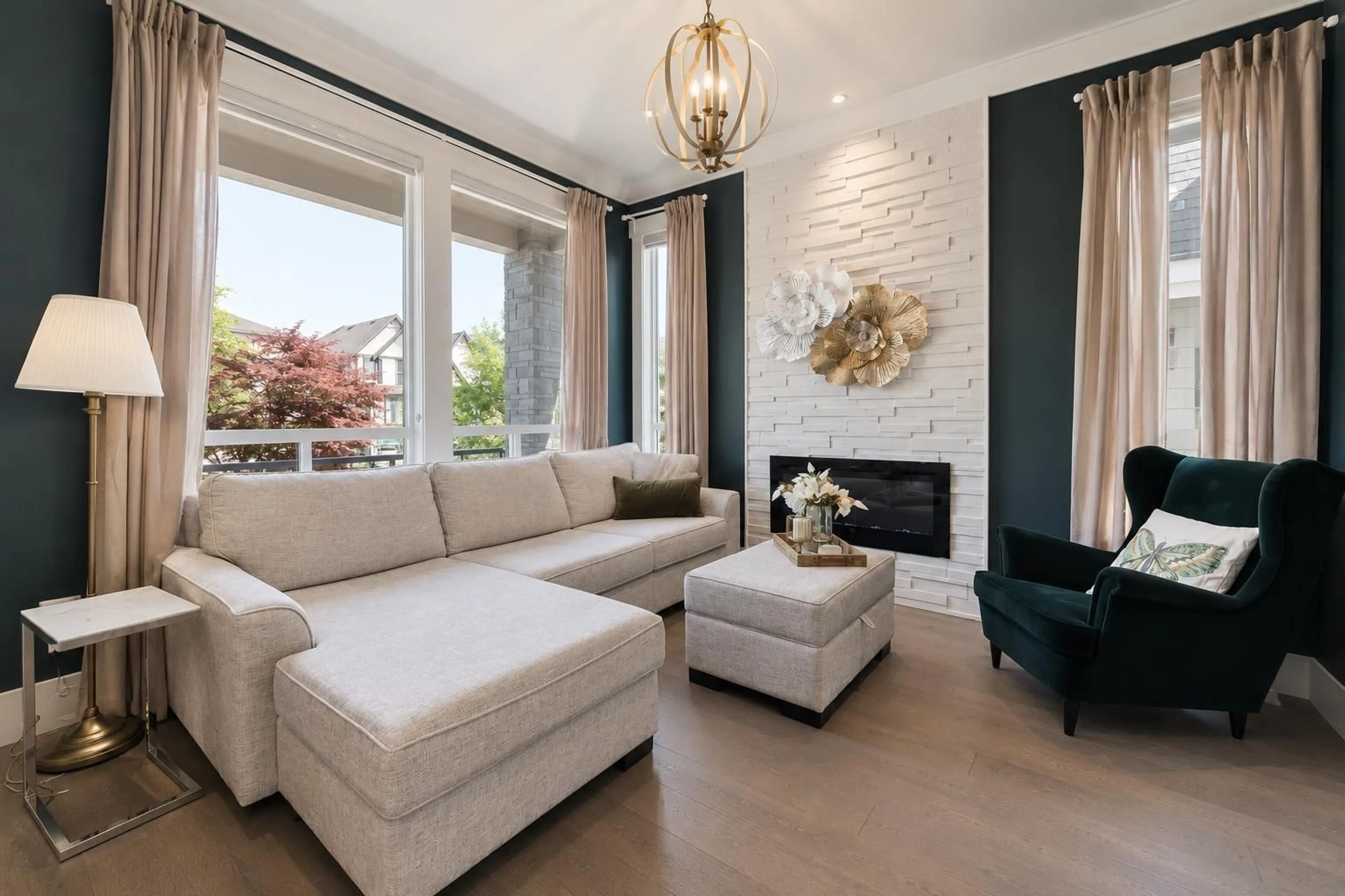 Living room with furniture, unknown for 7679 155 STREET, Surrey British Columbia V3R9C1