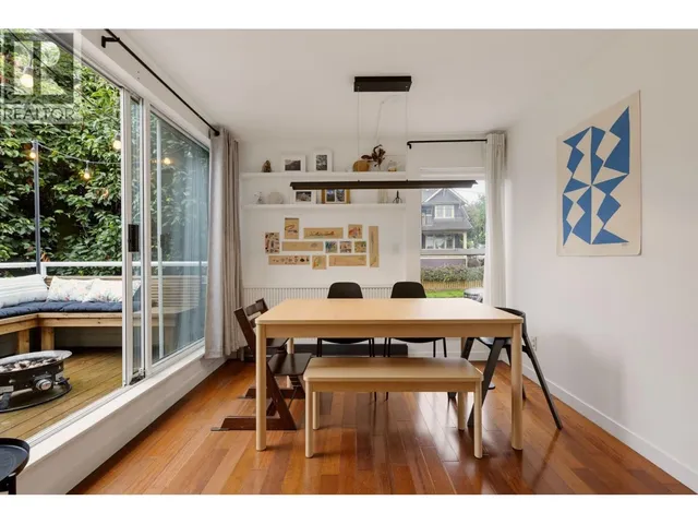1345 WOODLAND DRIVE, Vancouver 5