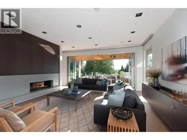 3023 MATHERS AVENUE, West Vancouver 5