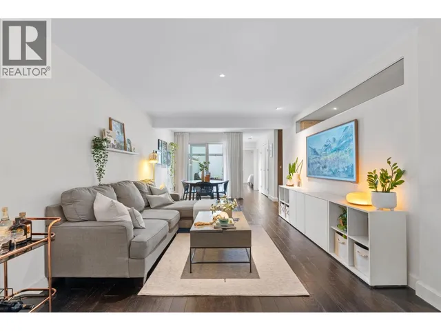 1339 8TH AVENUE, Vancouver