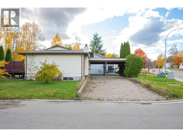 8213 ST LAWRENCE AVENUE, Prince George 3