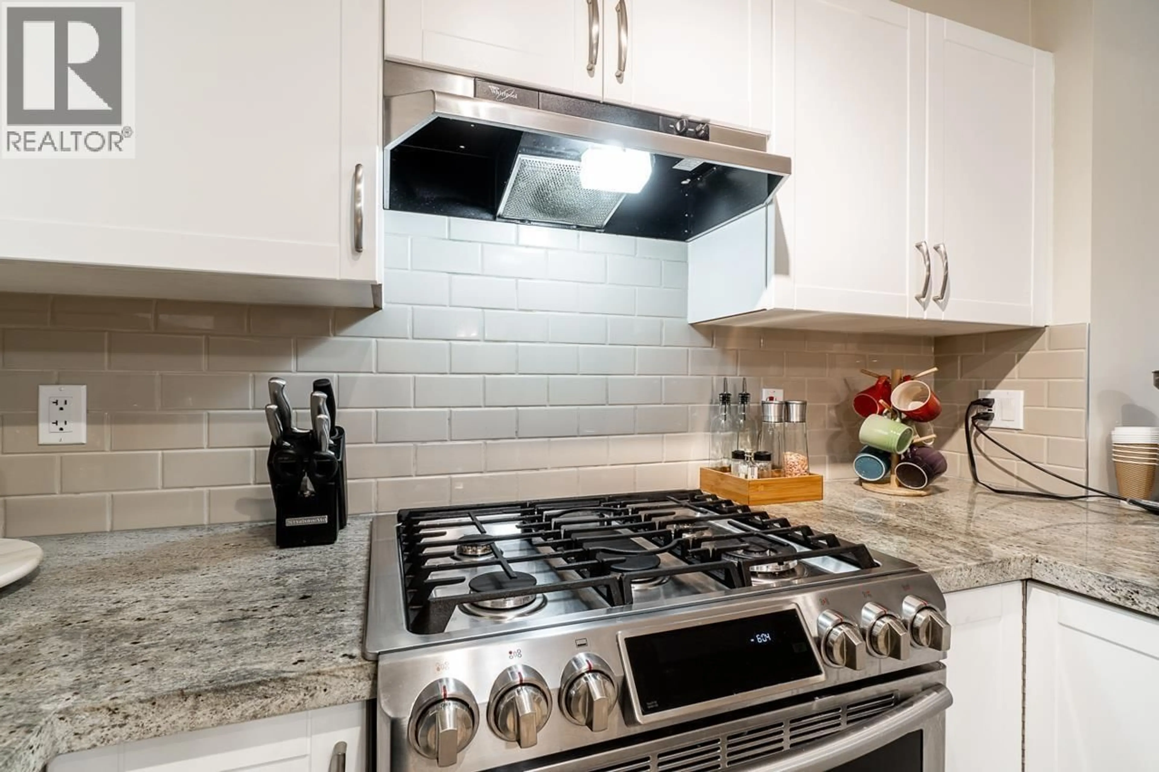 Standard kitchen, ceramic/tile floor for 211 - 4728 DAWSON STREET, Burnaby British Columbia V5C0A9