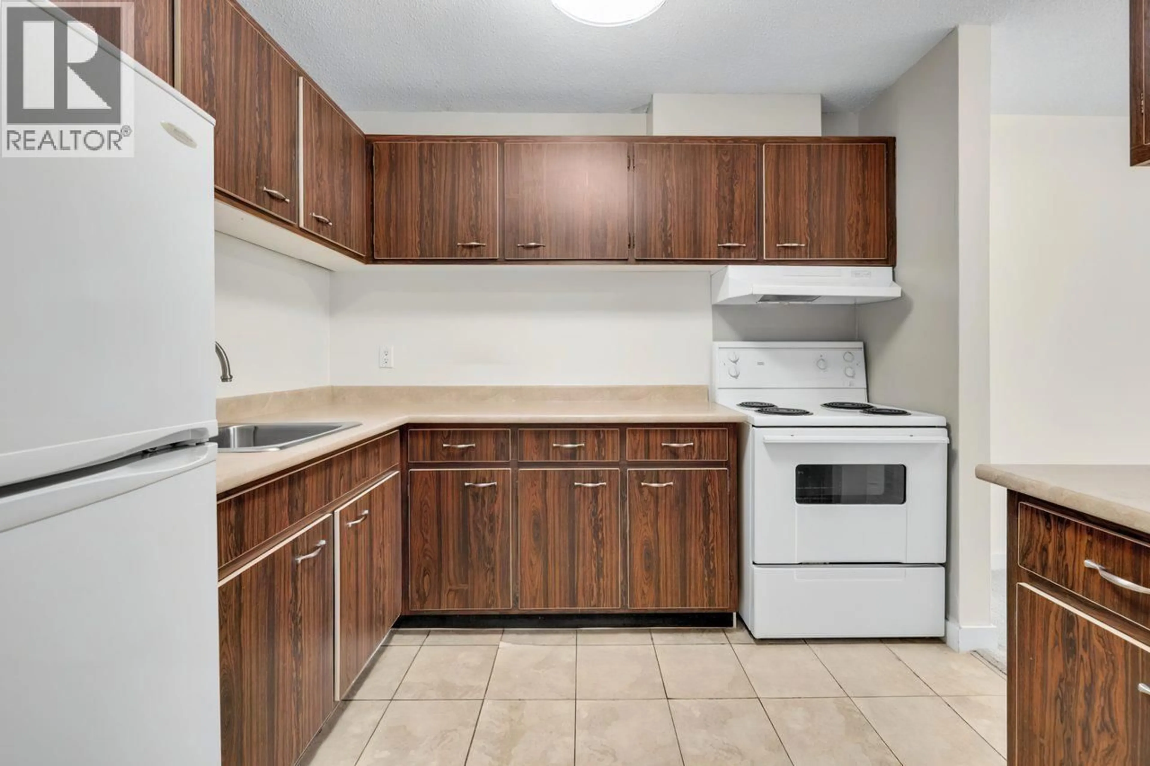 Standard kitchen, unknown for 212 - 6420 BUSWELL STREET, Richmond British Columbia V6Y2E9