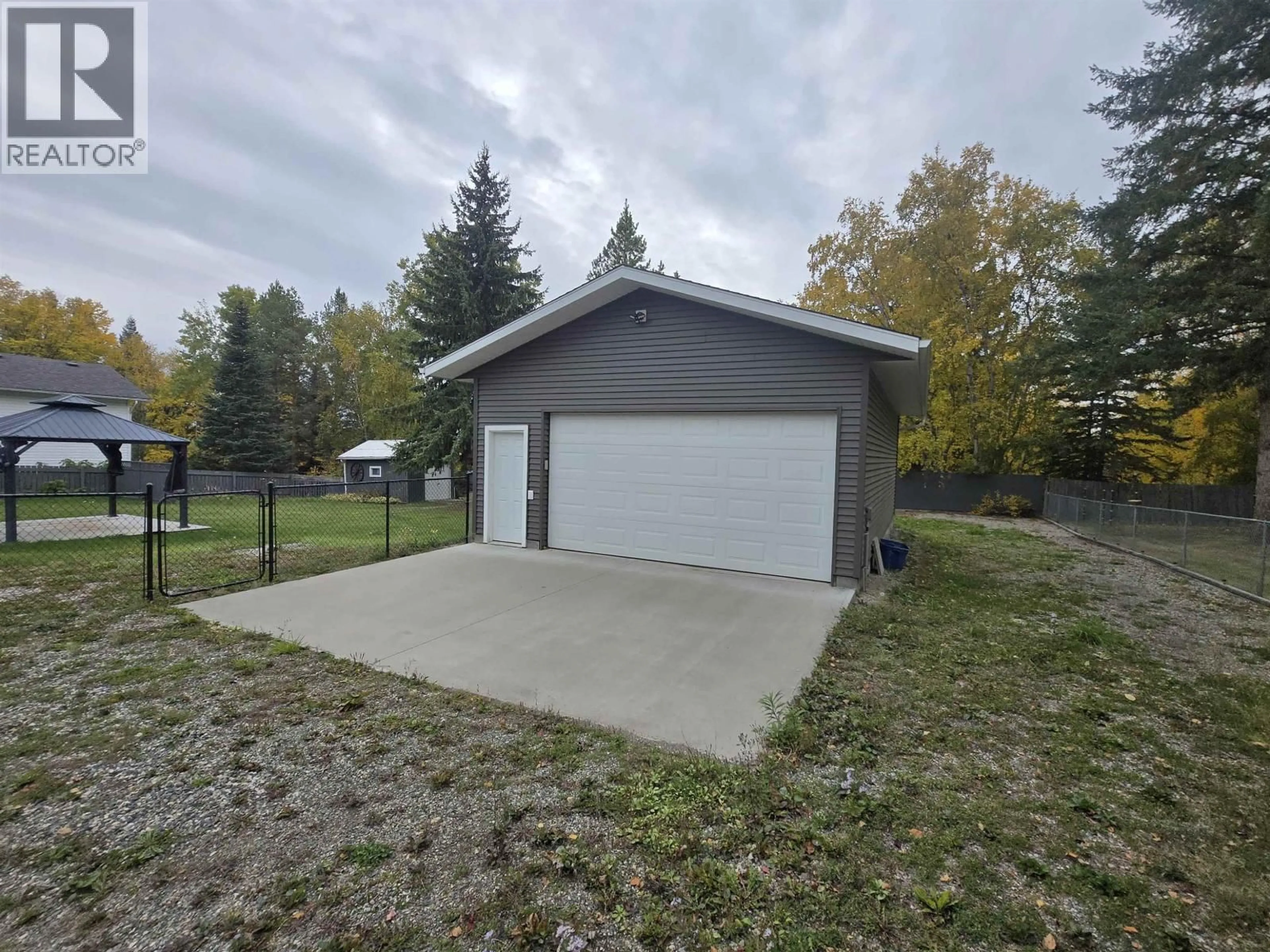 Indoor garage for 241 ENEMARK ROAD, Quesnel British Columbia V2J4G8