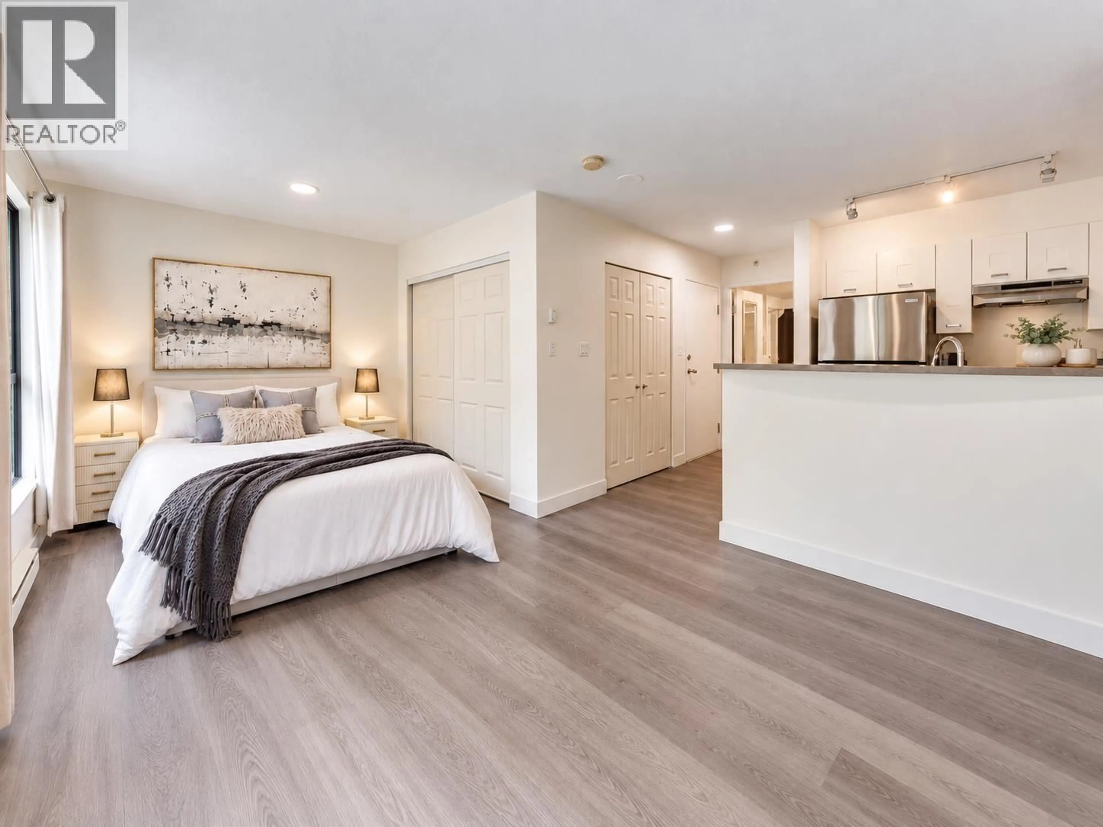 A pic of a room for 205 - 3438 VANNESS AVENUE, Vancouver British Columbia V5R6E7