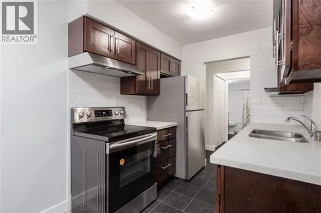 419 - 9867 MANCHESTER DRIVE, Burnaby 5
