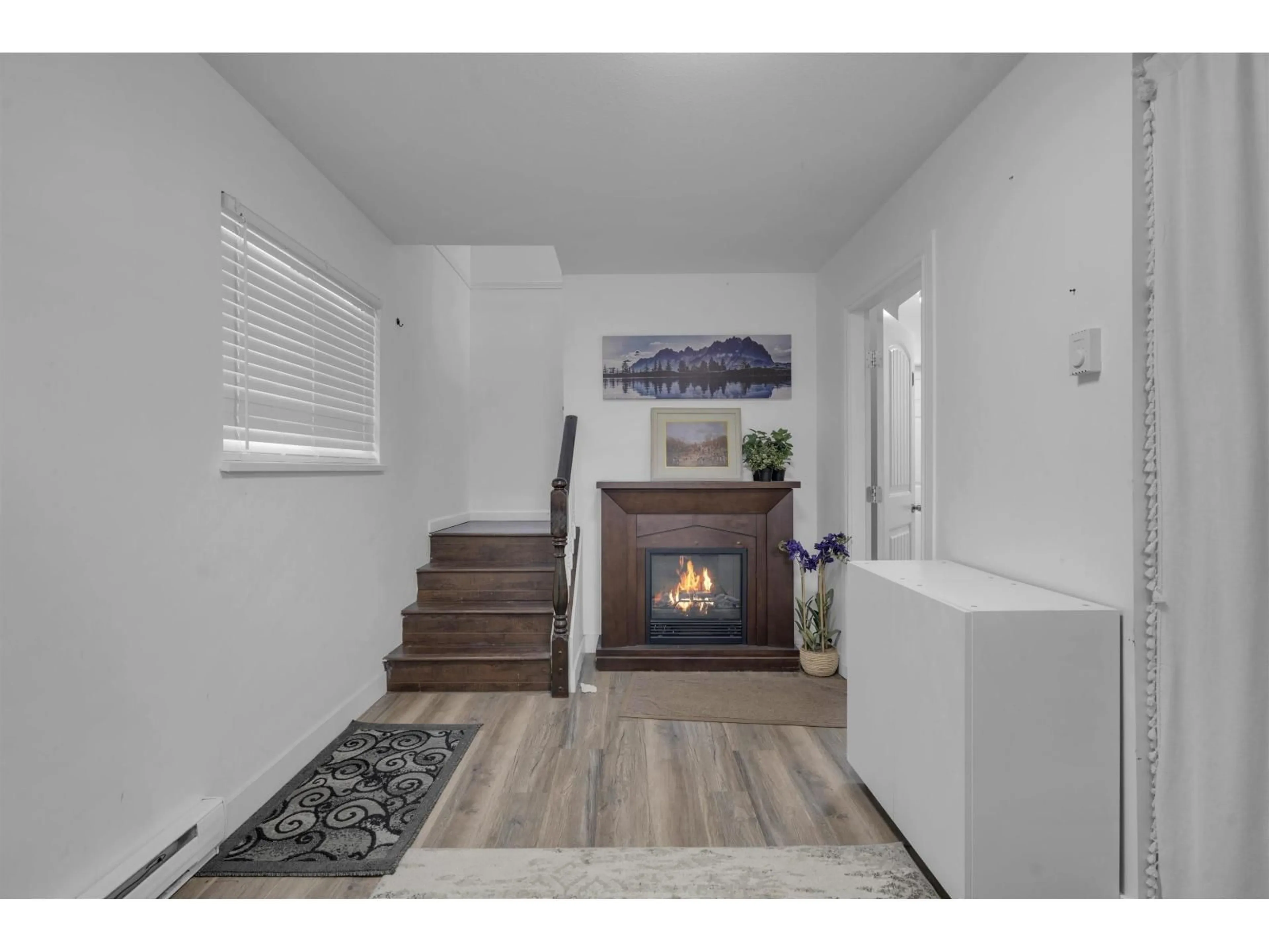 Unknown for 14812 87A AVENUE, Surrey British Columbia V3S7R3