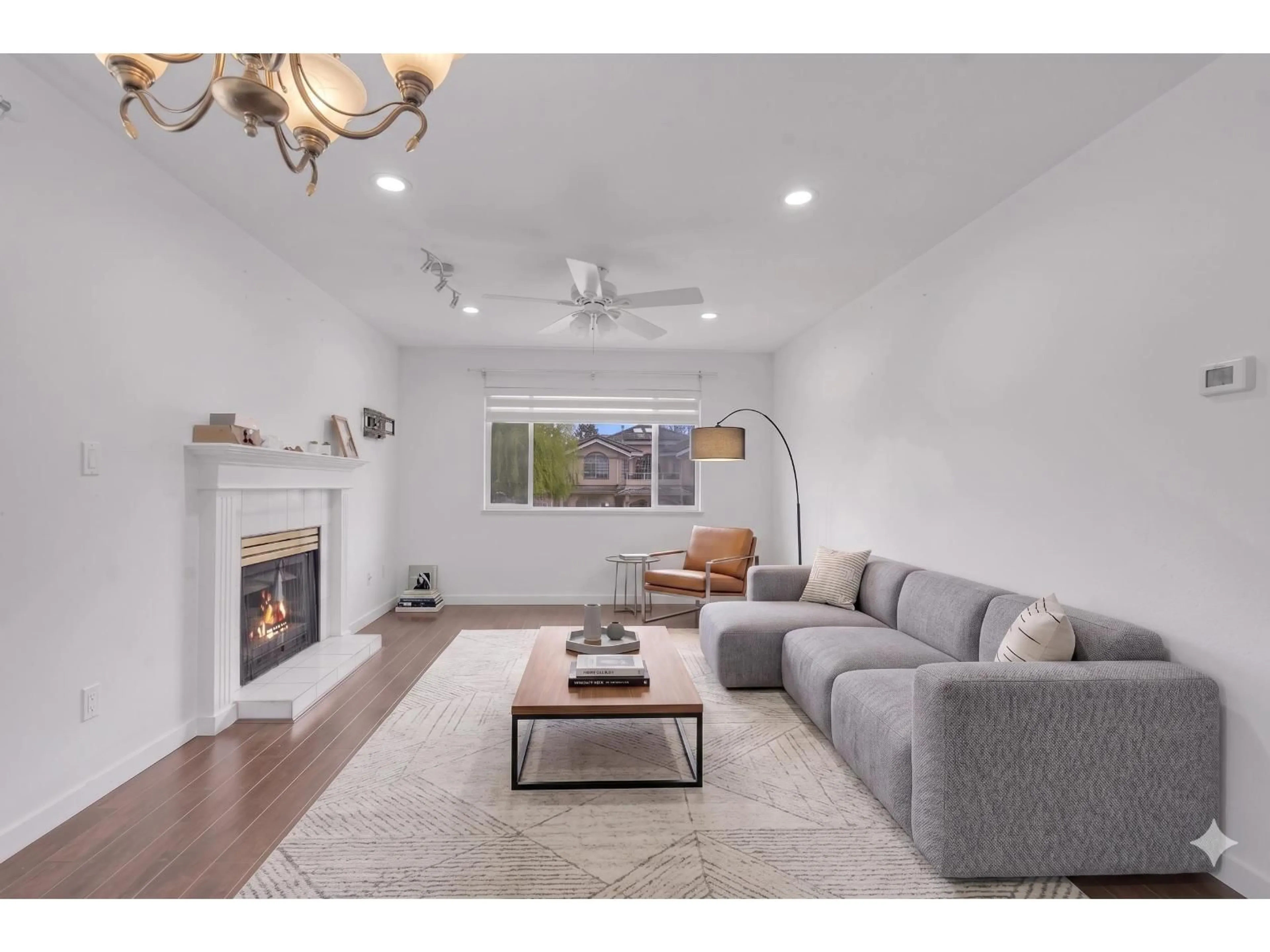 Living room with furniture, unknown for 14812 87A AVENUE, Surrey British Columbia V3S7R3