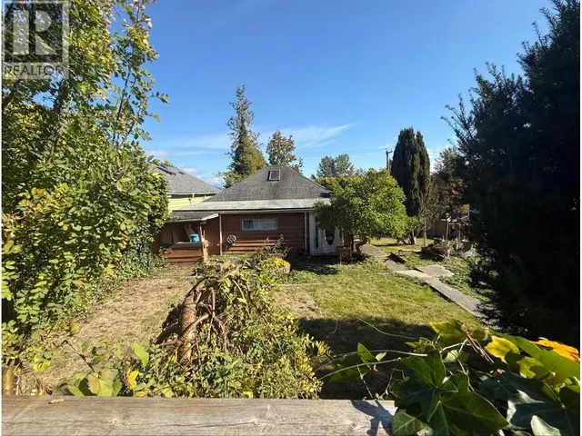 1815 BARNET HIGHWAY, Port Moody 4