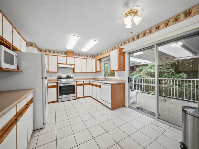 9029 204 STREET, Langley 4