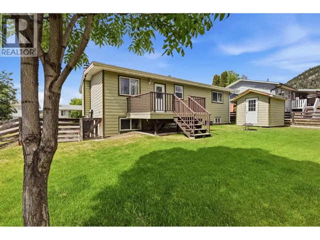 708 SMITH STREET, Williams Lake 4