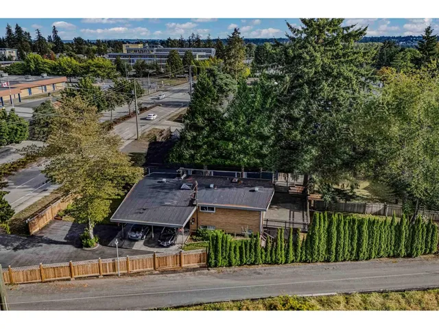 9387 140 STREET, Surrey 5