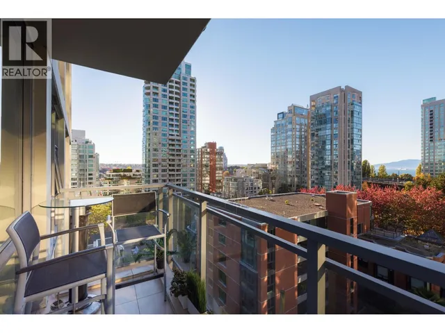 801 - 1455 HOWE STREET, Vancouver 2