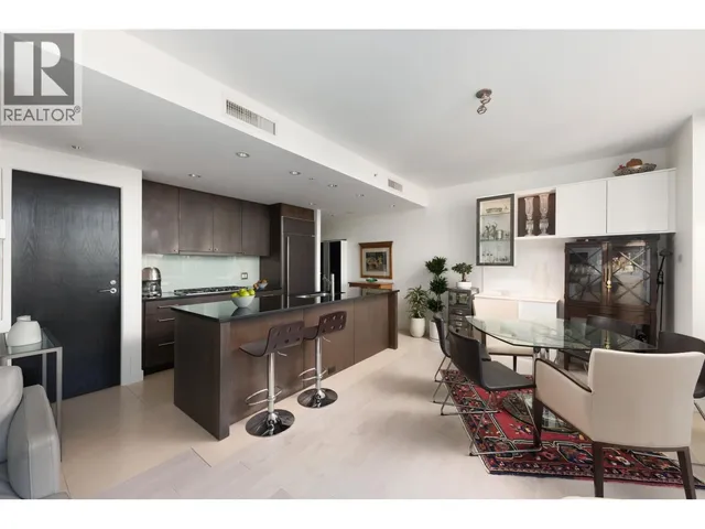801 - 1455 HOWE STREET, Vancouver 3