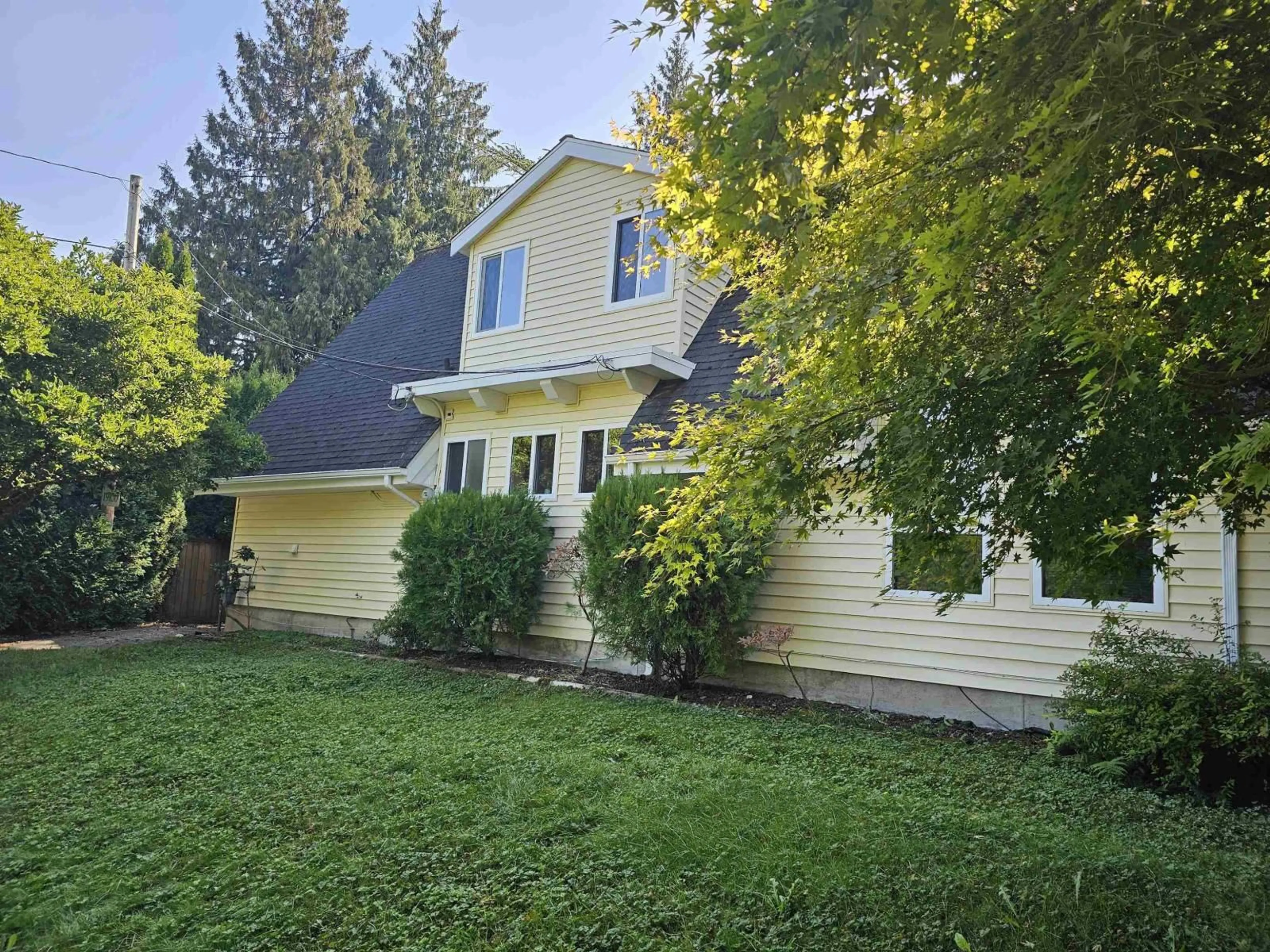 Unknown for 19850 48 AVENUE, Langley British Columbia V3A3L1
