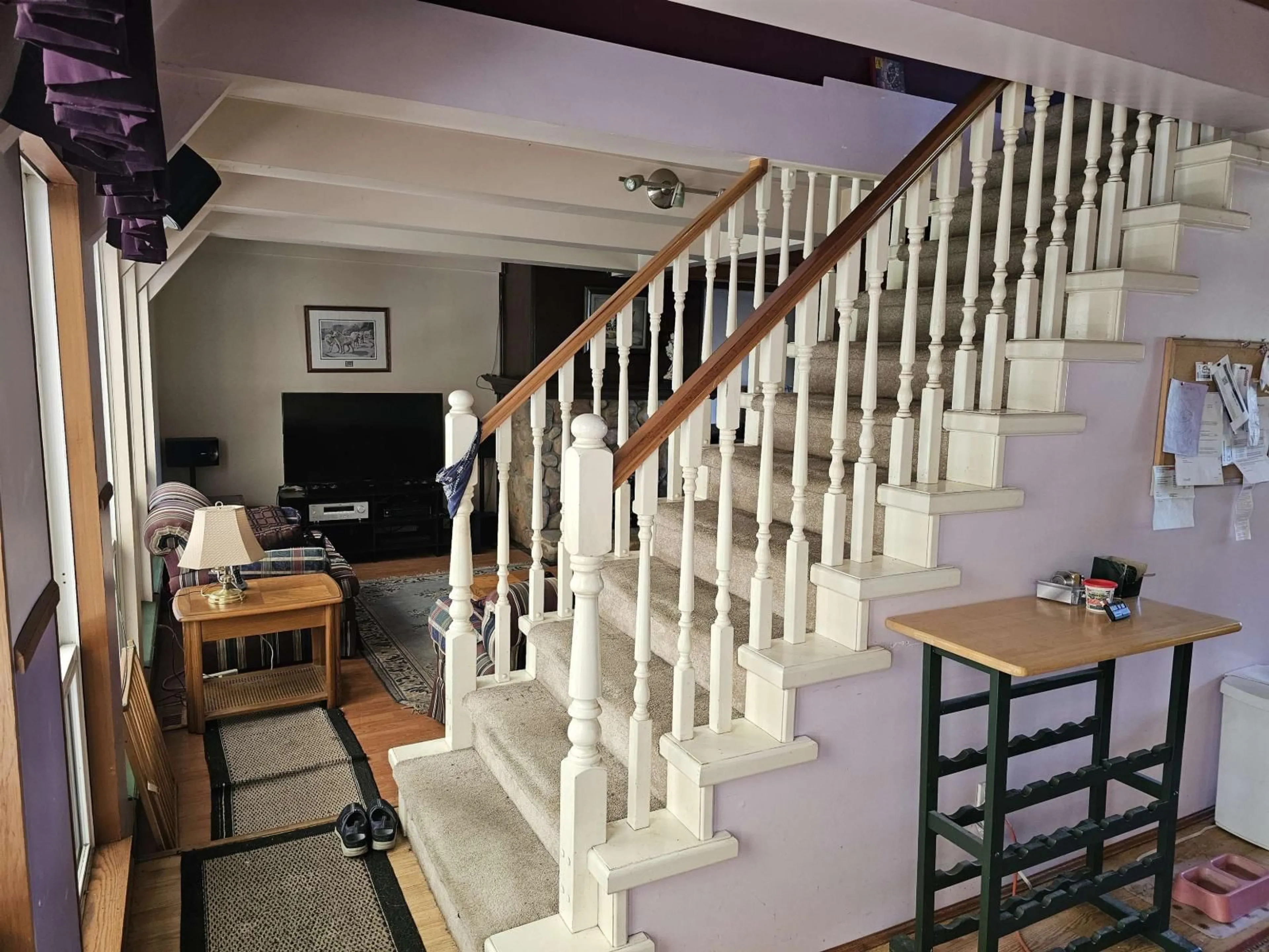 Stairs for 19850 48 AVENUE, Langley British Columbia V3A3L1