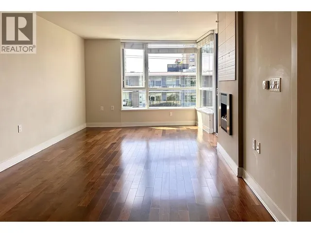 503 - 160 3RD STREET, North Vancouver 4