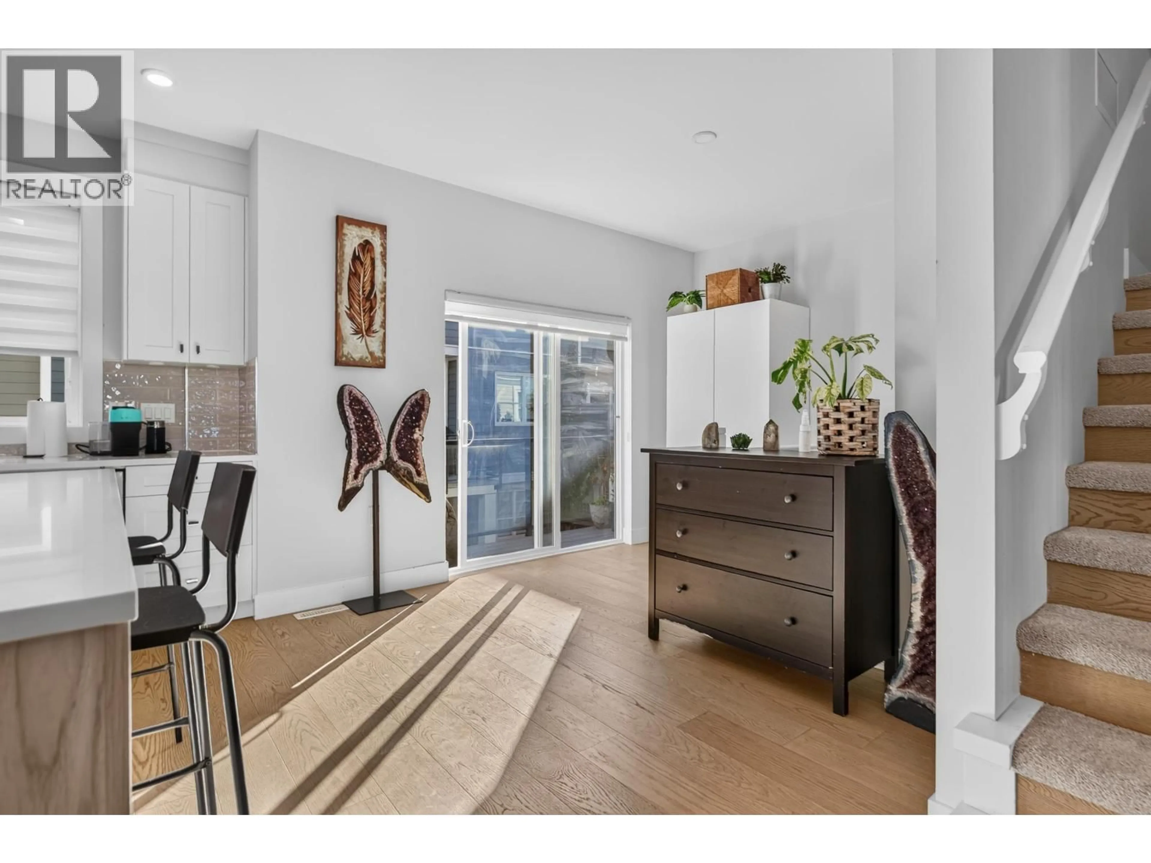 Indoor entryway for 34 - 5377 8A AVENUE, Tsawwassen British Columbia V4M0E2
