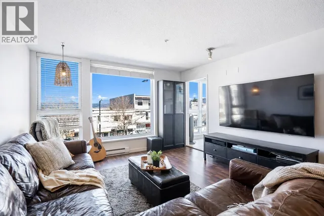 310 - 2636 HASTINGS STREET, Vancouver 4