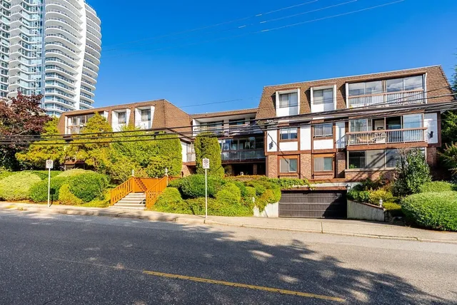 108 - 1444 MARTIN STREET, White Rock 2