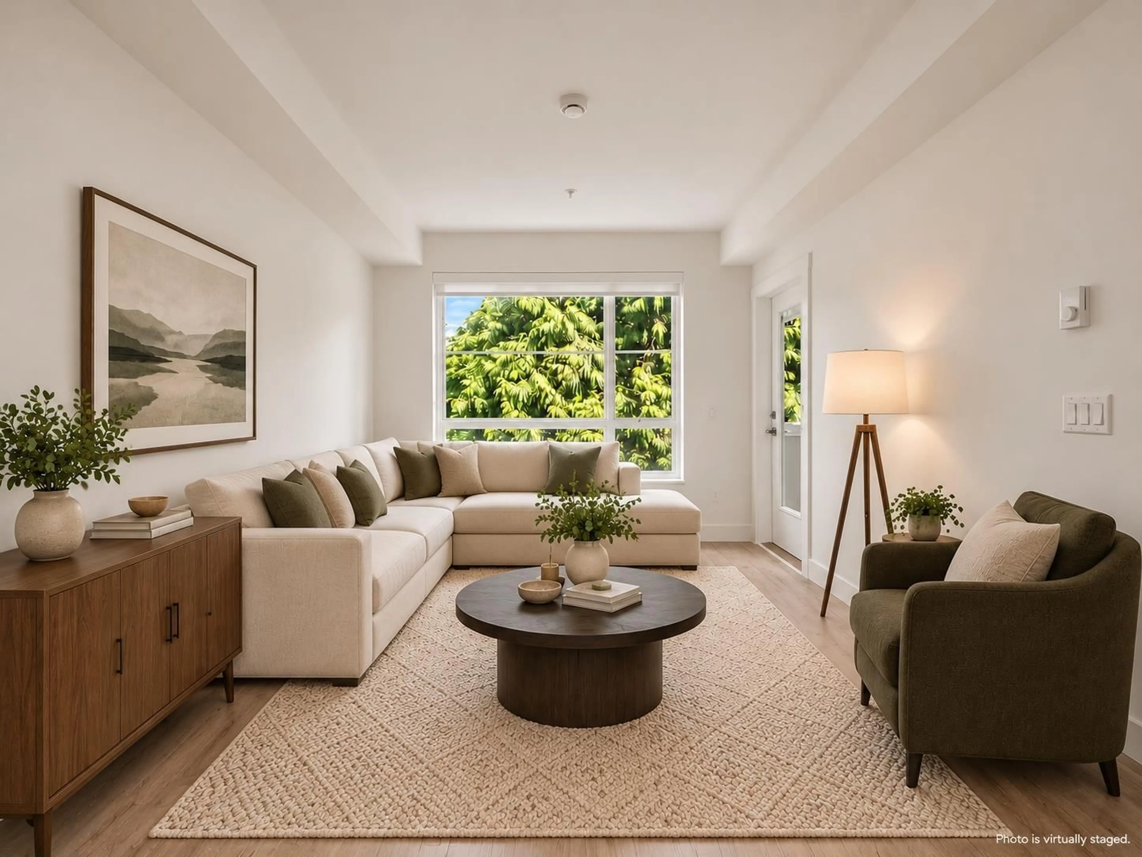 Living room with furniture, unknown for 306 - 6338 KING GEORGE BOULEVARD, Surrey British Columbia V3X1E9
