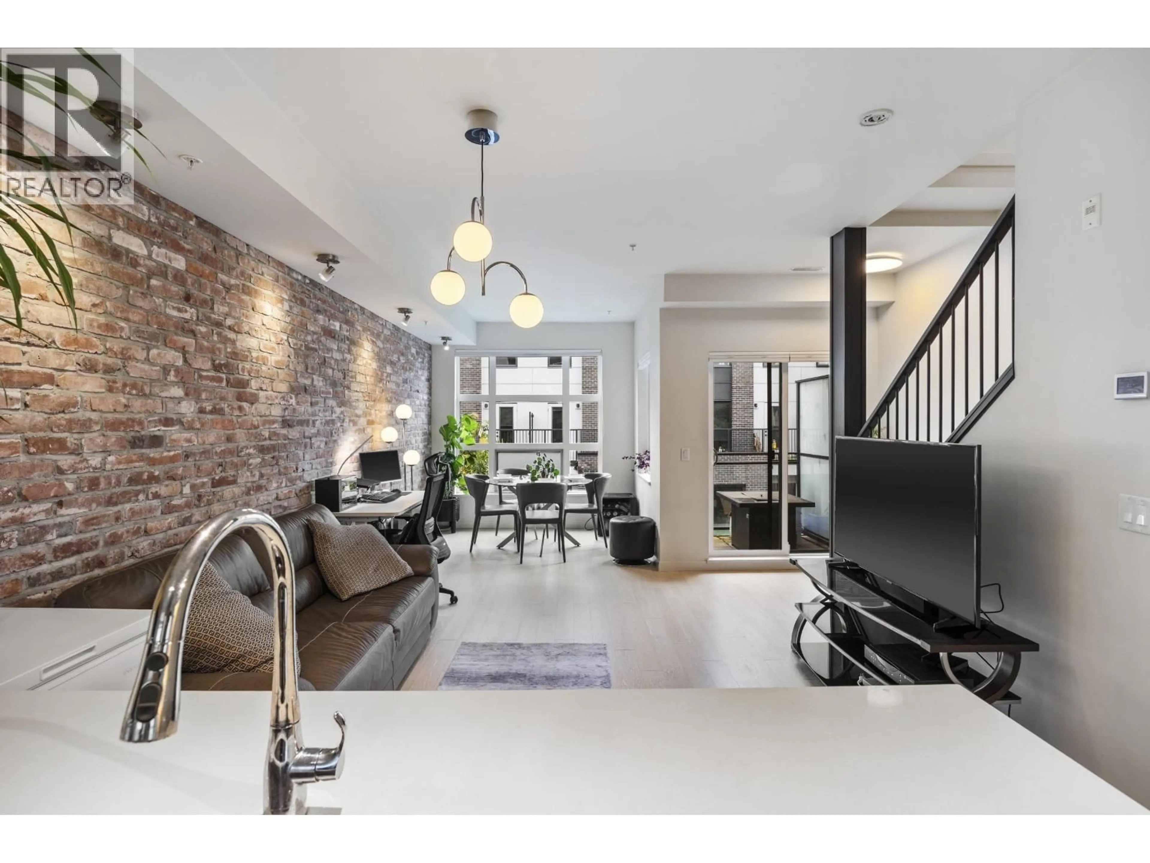 Open concept kitchen, unknown for 334 - 95 MOODY STREET, Port Moody British Columbia V3H0H2
