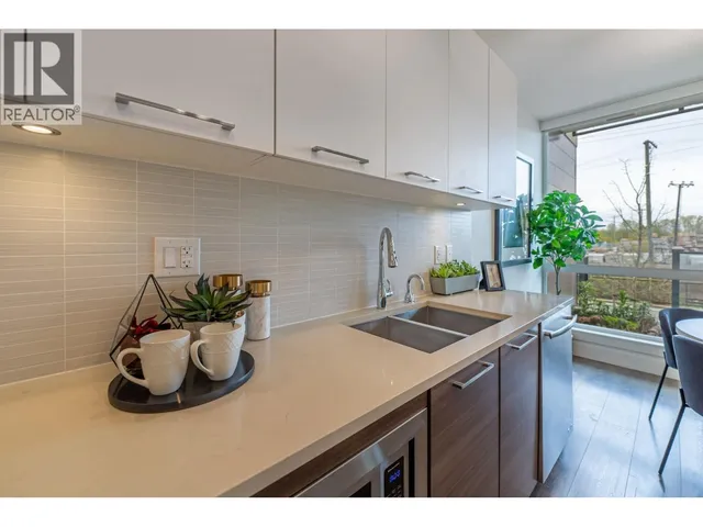 1 - 8599 RIVER DISTRICT CROSSING, Vancouver 5