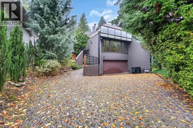 6225 MCKEE STREET, Burnaby 1
