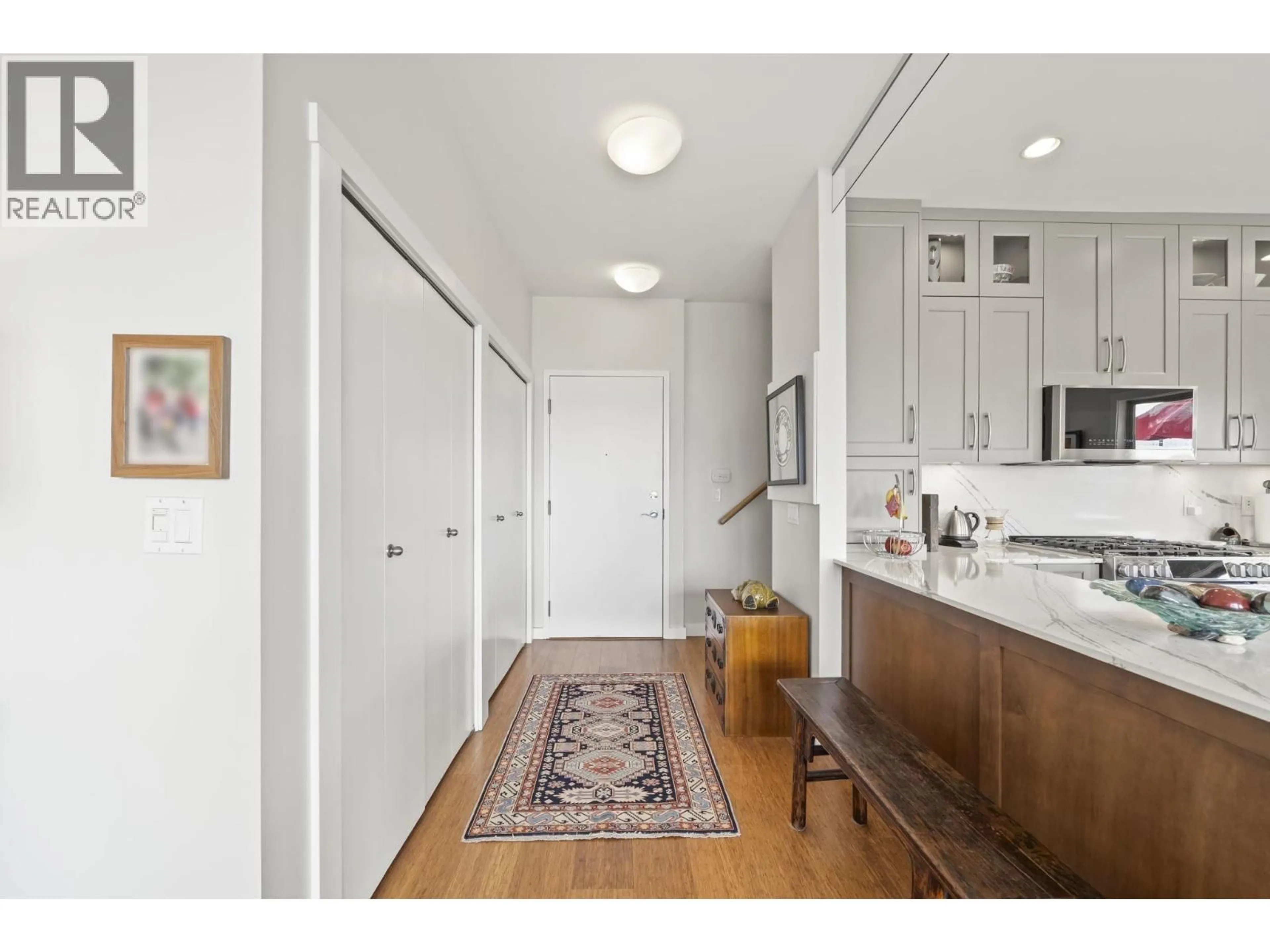 Indoor entryway for 408 - 6233 LONDON ROAD, Richmond British Columbia V7E3S3