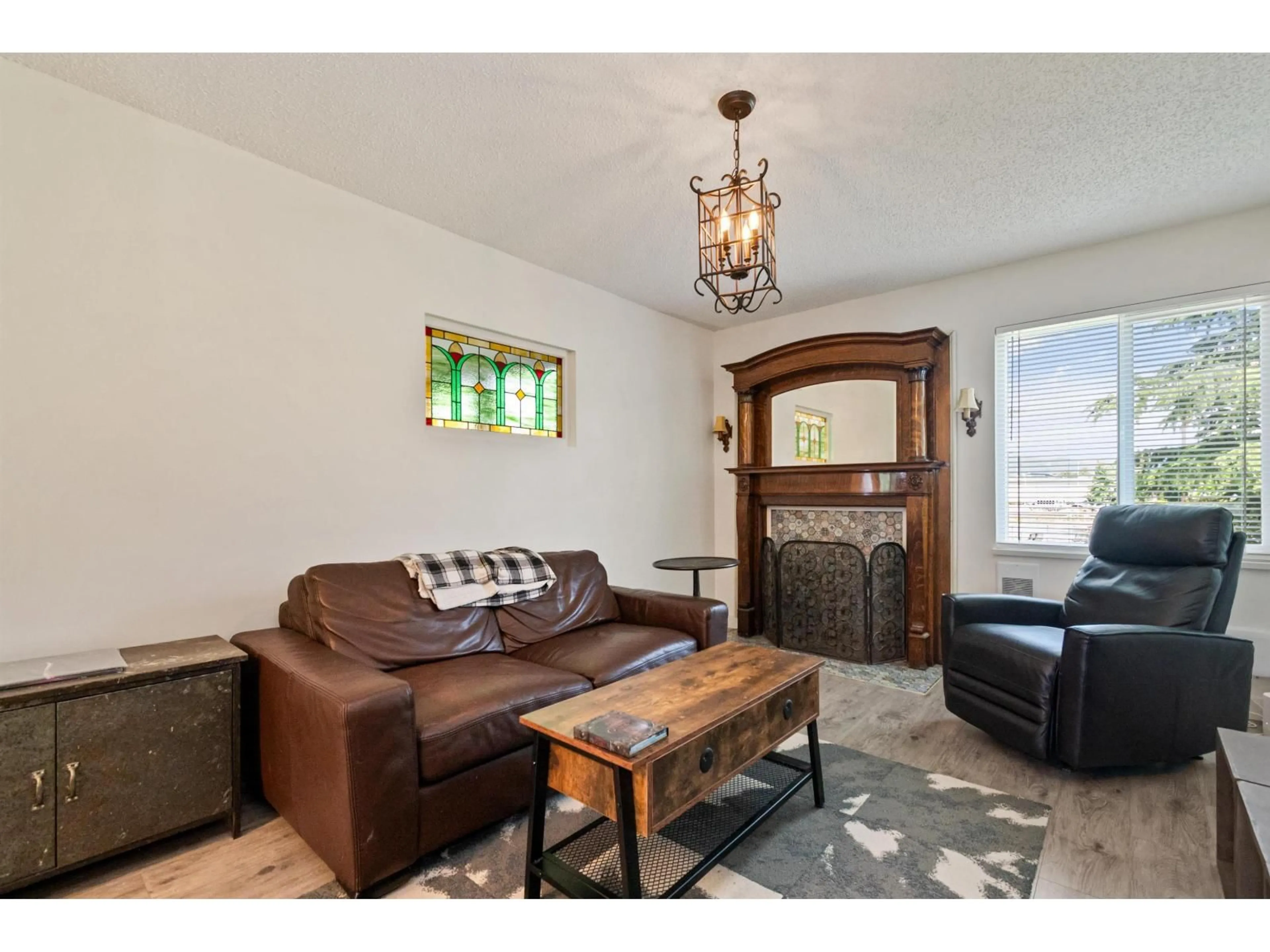 Living room with furniture, unknown for 10 - 45915 CHEAM AVENUE, Chilliwack British Columbia V2P1N7