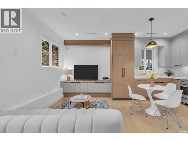 1 - 3438 TRIUMPH STREET, Vancouver 3