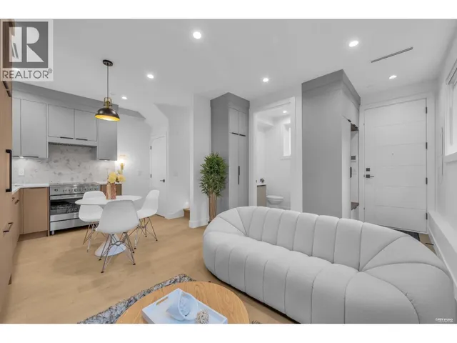 1 - 3438 TRIUMPH STREET, Vancouver 4
