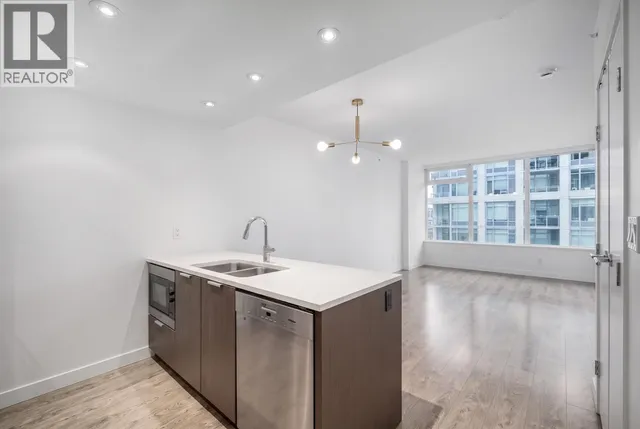 1210 - 110 SWITCHMEN STREET, Vancouver 3