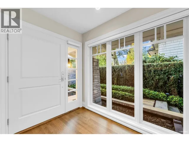 4358 ERWIN DRIVE, West Vancouver 5