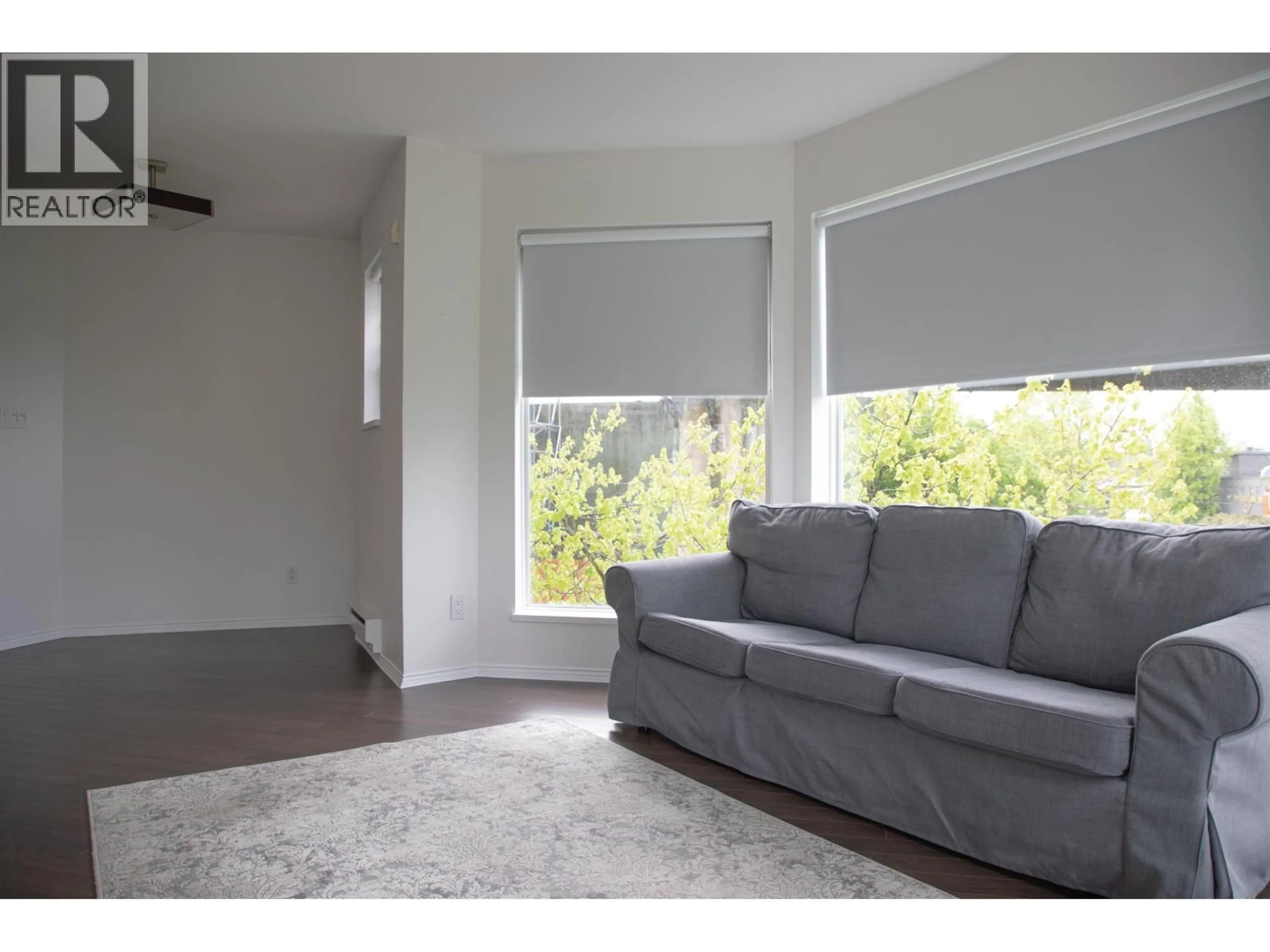 Living room with furniture, unknown for 303 - 1562 W 5TH AVENUE, Vancouver British Columbia V6J5H9