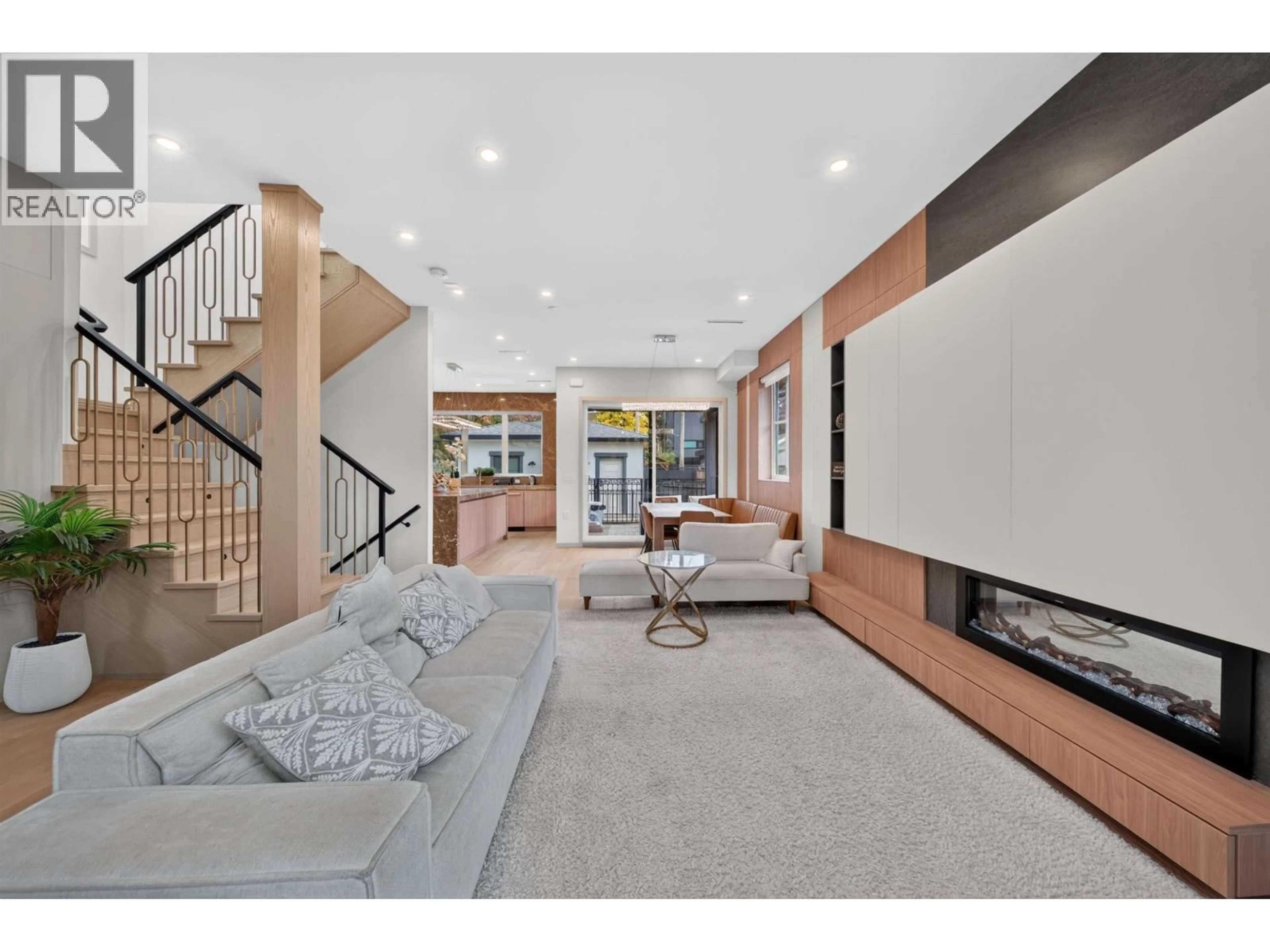 Unknown for 6664 BALSAM STREET, Vancouver British Columbia V6P5W7