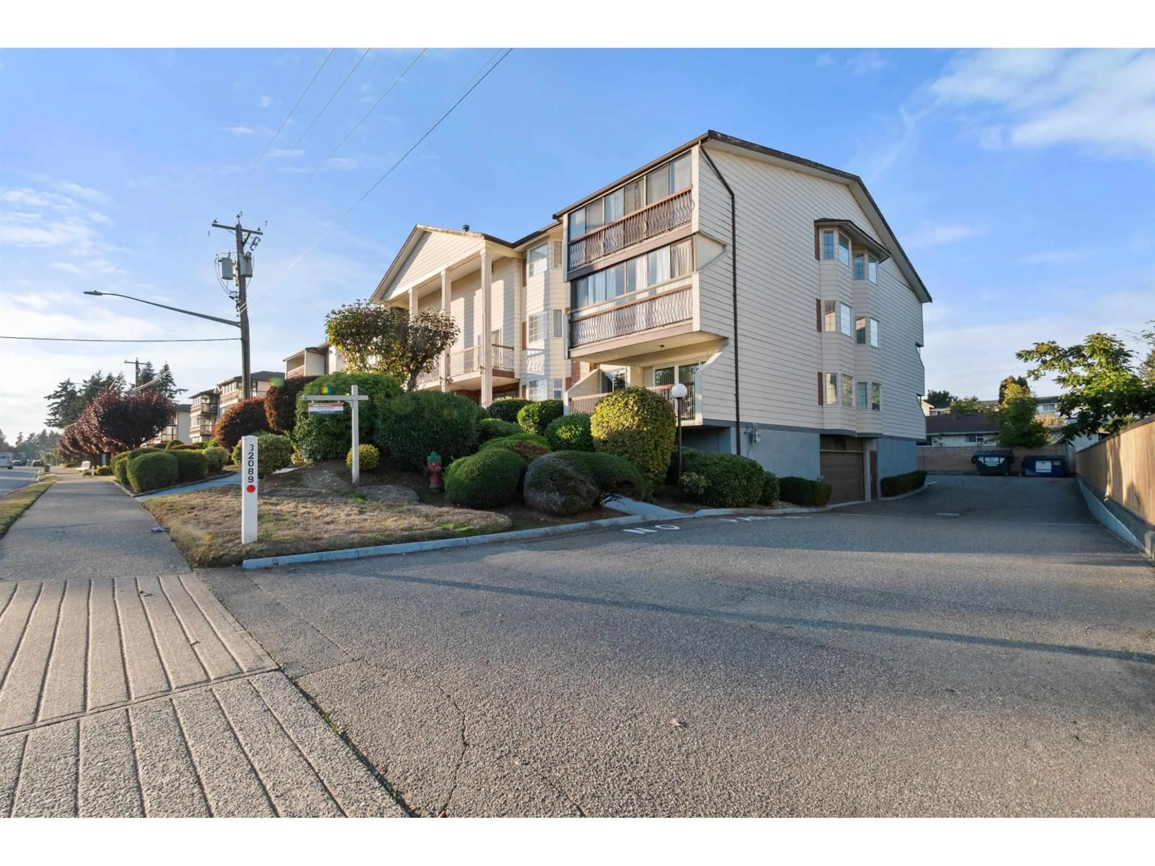 Unknown for 207 - 32089 OLD YALE ROAD, Abbotsford British Columbia V2T2C8