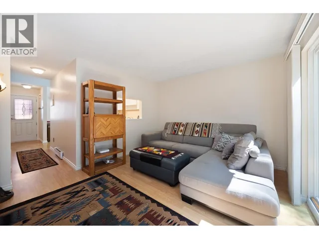 4384 GARDEN GROVE DRIVE, Burnaby 2