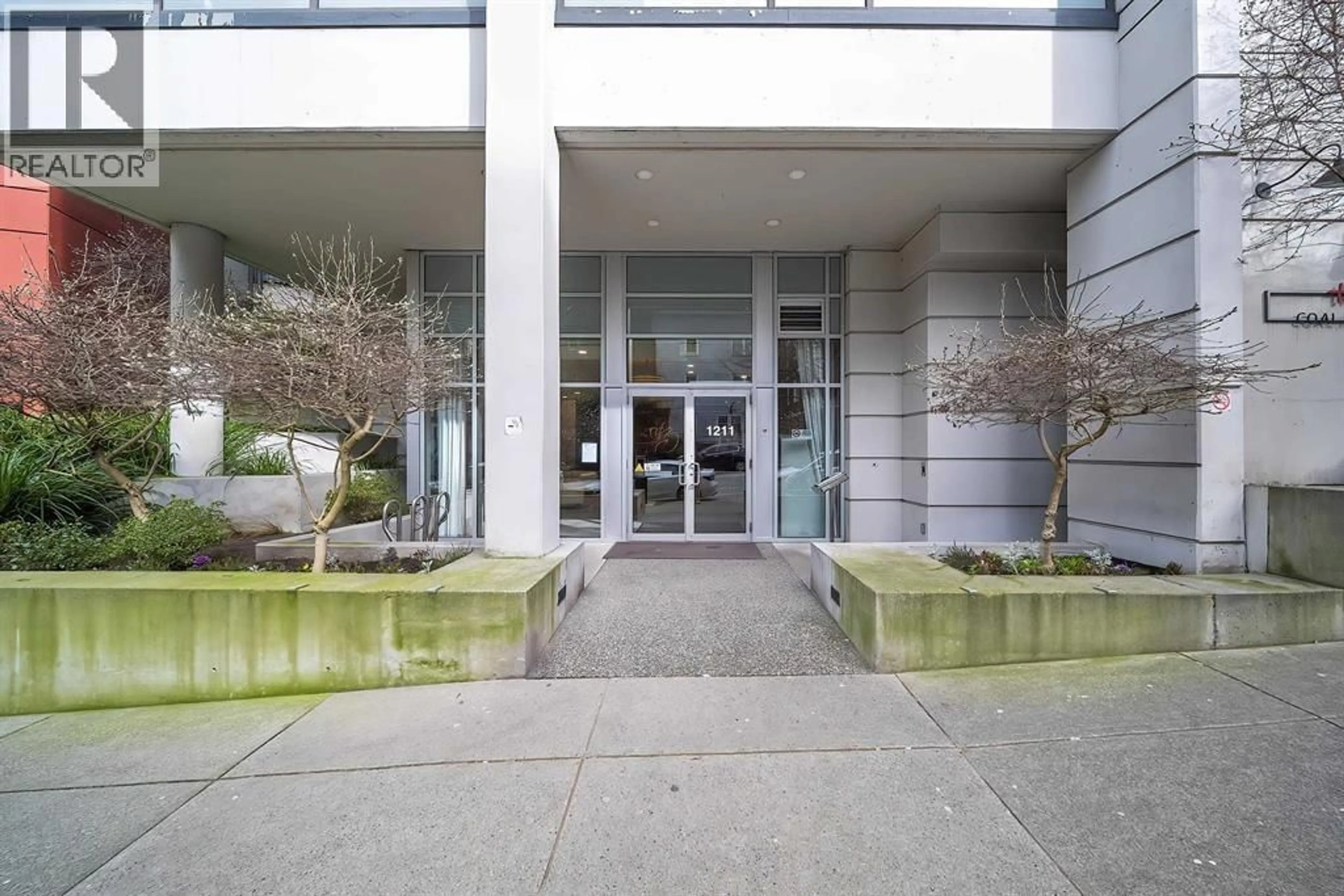 Unknown for 303 - 1211 MELVILLE STREET, Vancouver British Columbia V6E0A7