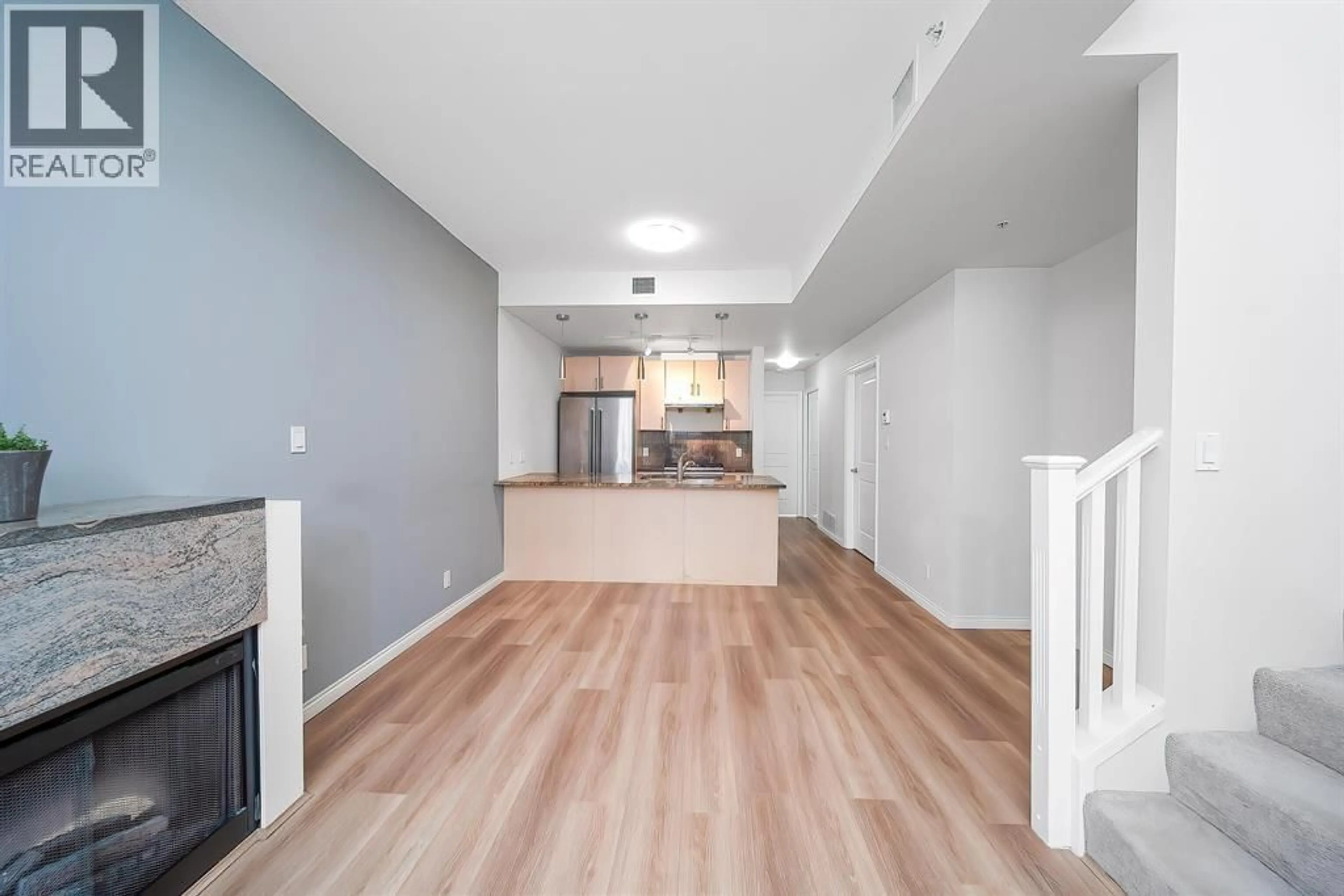 Unknown for 303 - 1211 MELVILLE STREET, Vancouver British Columbia V6E0A7