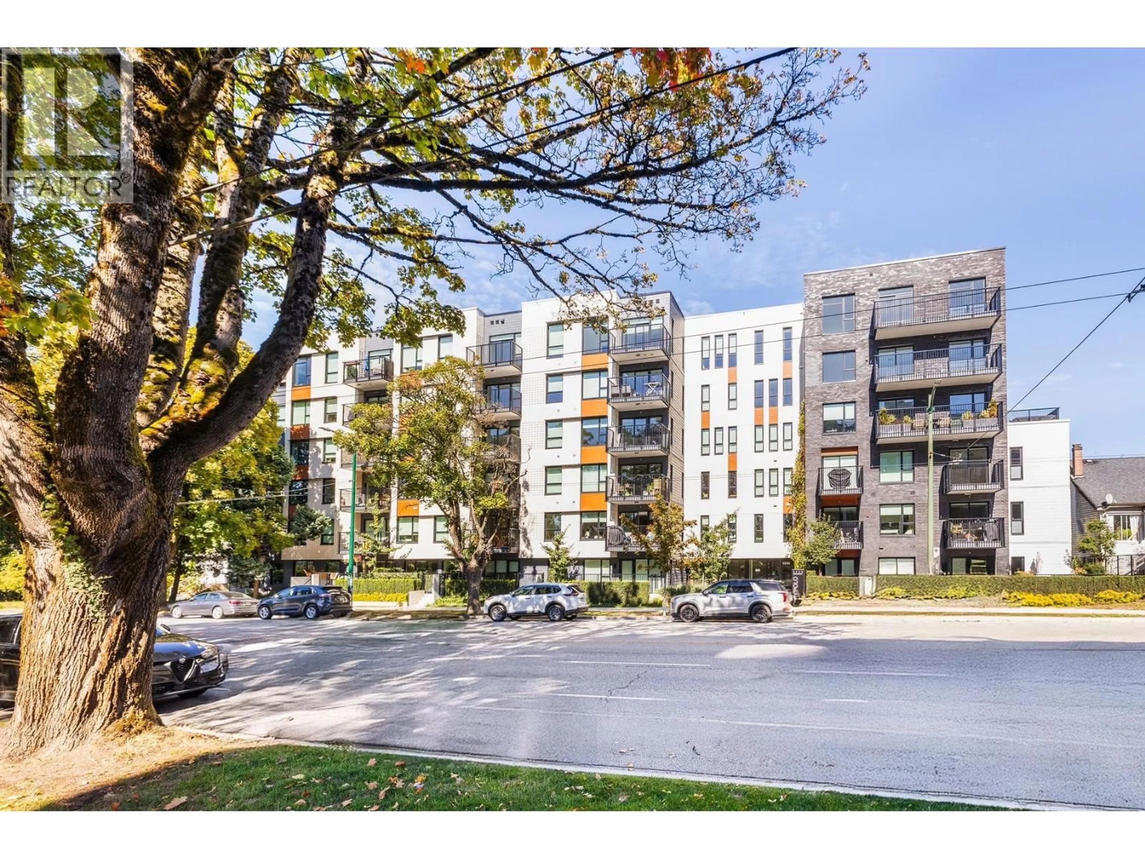 A pic from outside/outdoor area/front of a property/back of a property/a pic from drone, street for 204 - 2235 BROADWAY STREET, Vancouver British Columbia V5N0J5