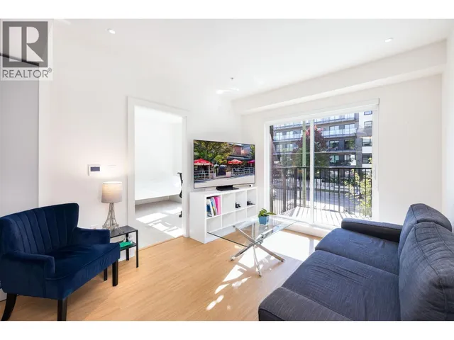 204 - 2235 BROADWAY STREET, Vancouver 4