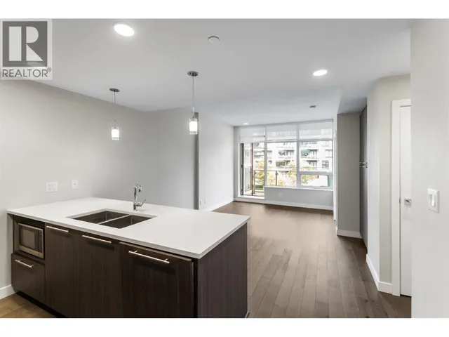 305 - 4963 CAMBIE STREET, Vancouver 3