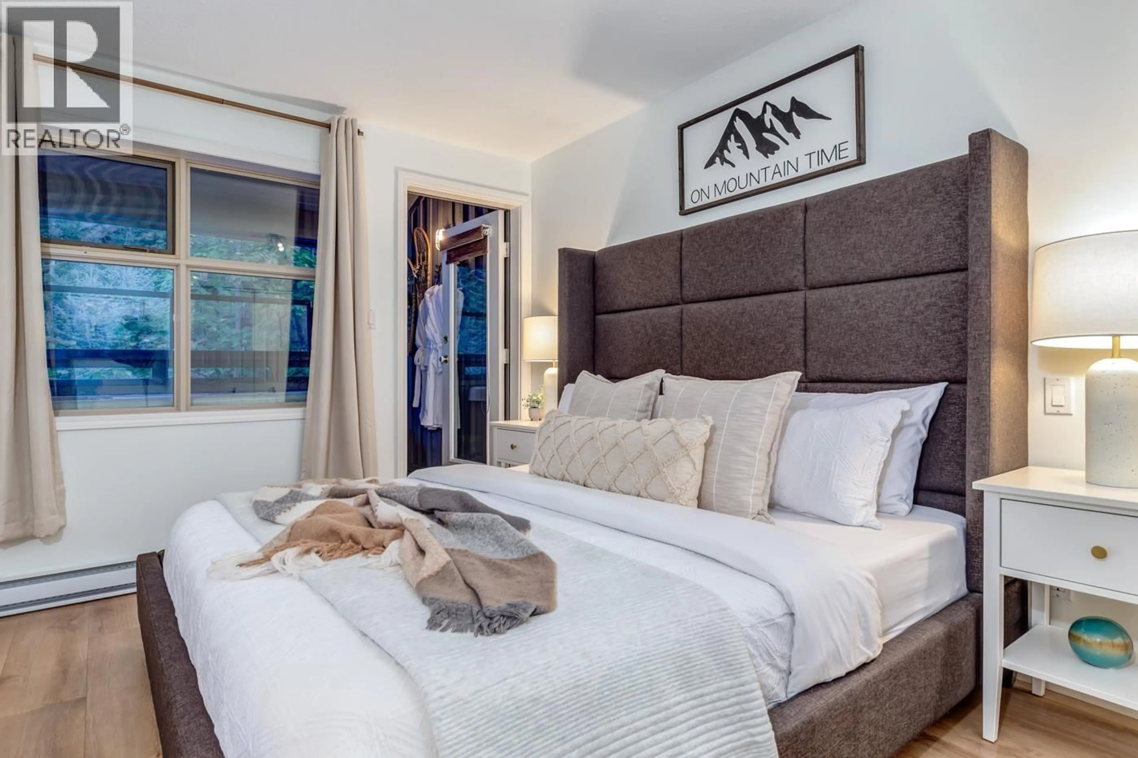 Bedroom with bed, unknown for 7 - 4890 PAINTED CLIFF ROAD, Whistler British Columbia V8E1C9