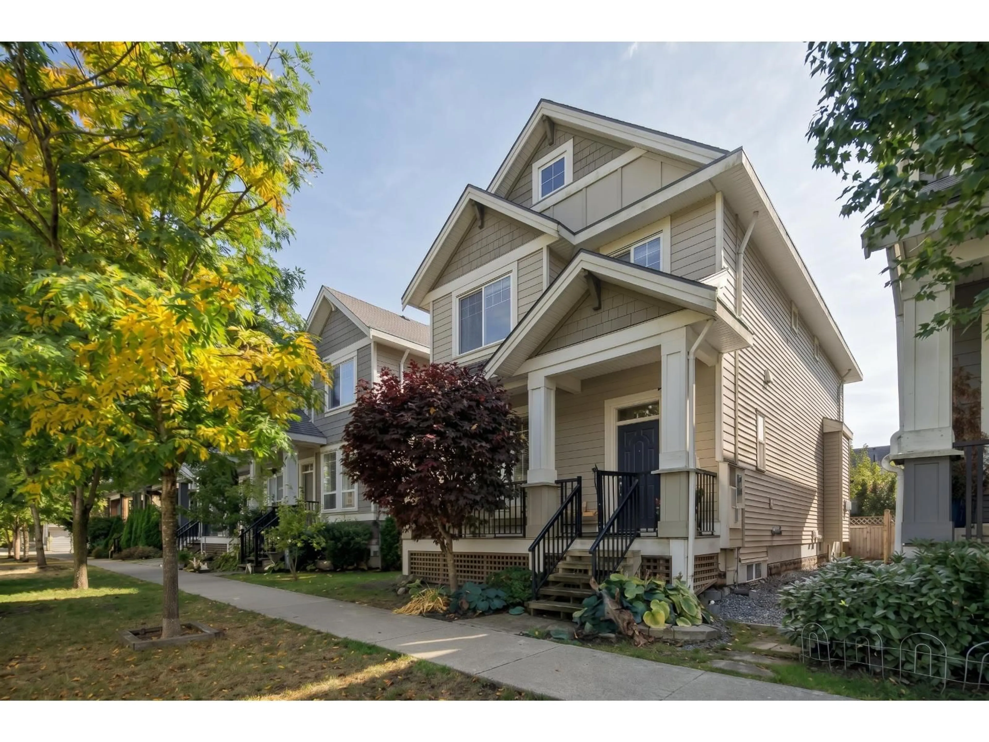 Home with vinyl exterior material, street for 19562 72A AVENUE, Surrey British Columbia V4N6P4