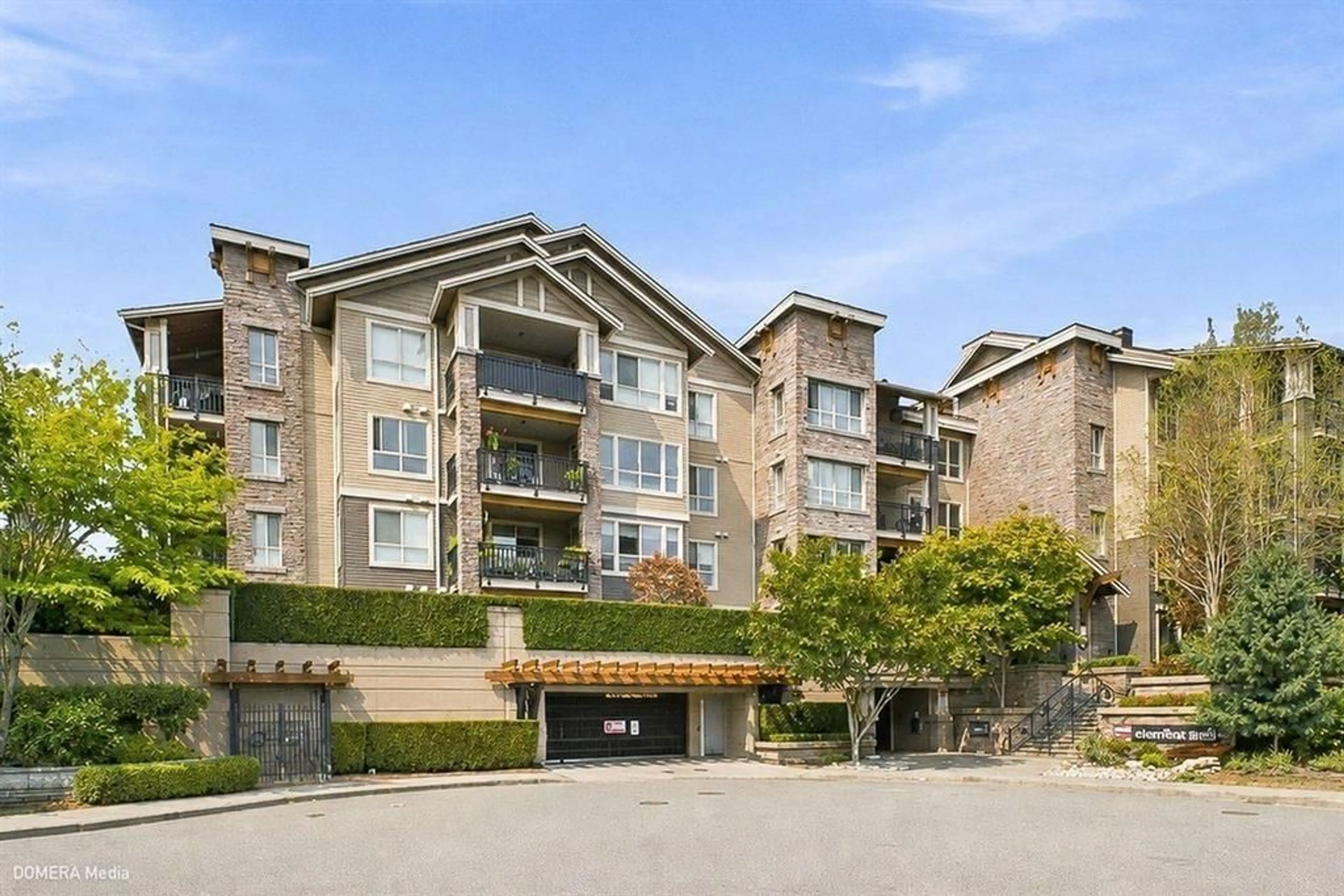 A pic from outside/outdoor area/front of a property/back of a property/a pic from drone, mountain view for 207 - 5655 210A STREET, Langley British Columbia V3A0G4